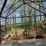 לינה וארוחת בוקר Le Refuge Du Jardinier 3*