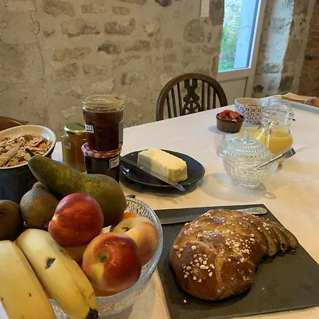 Le Refuge Du Jardinier Oda ve Kahvaltı 3*