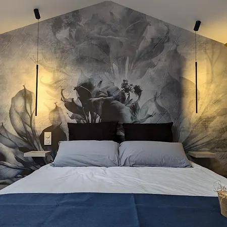 Oda ve Kahvaltı Le Refuge Du Jardinier Abzac (Charente)