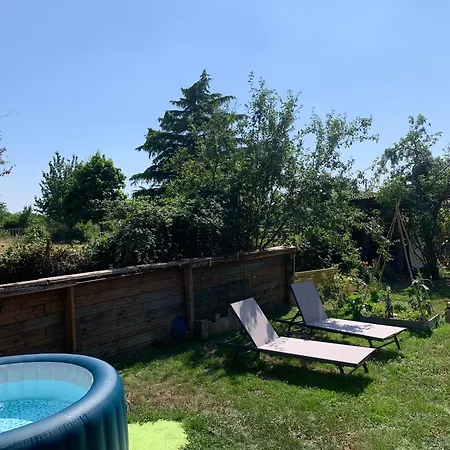 Le Refuge Du Jardinier Abzac (Charente)